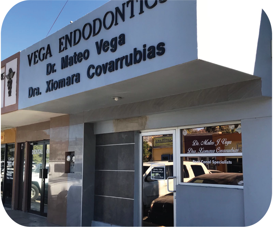 Vega's Dental Solutions clinic front entrance in Los Algodones